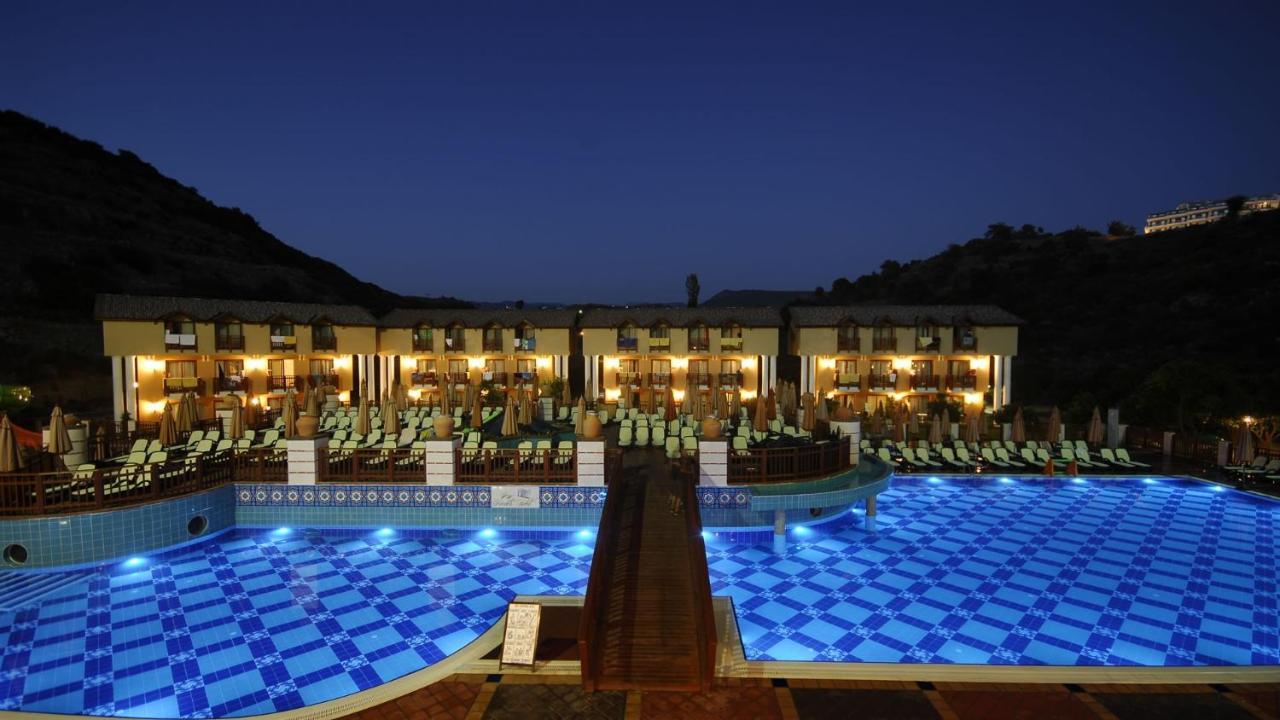 Noxinn Club Hotel 코나키 외부 사진